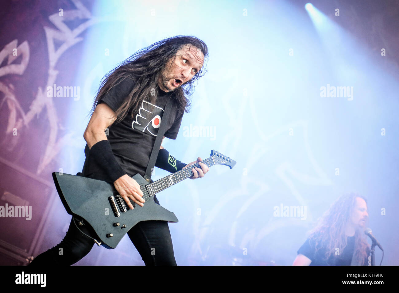 Die amerikanische Thrash Metal Band Exodus führt ein Live Konzert in der schwedischen Musik Festival Sweden Rock Festival 2015. Hier Gitarrist Lee Altus ist live auf der Bühne gesehen. Schweden, 04/06 2015. Stockfoto