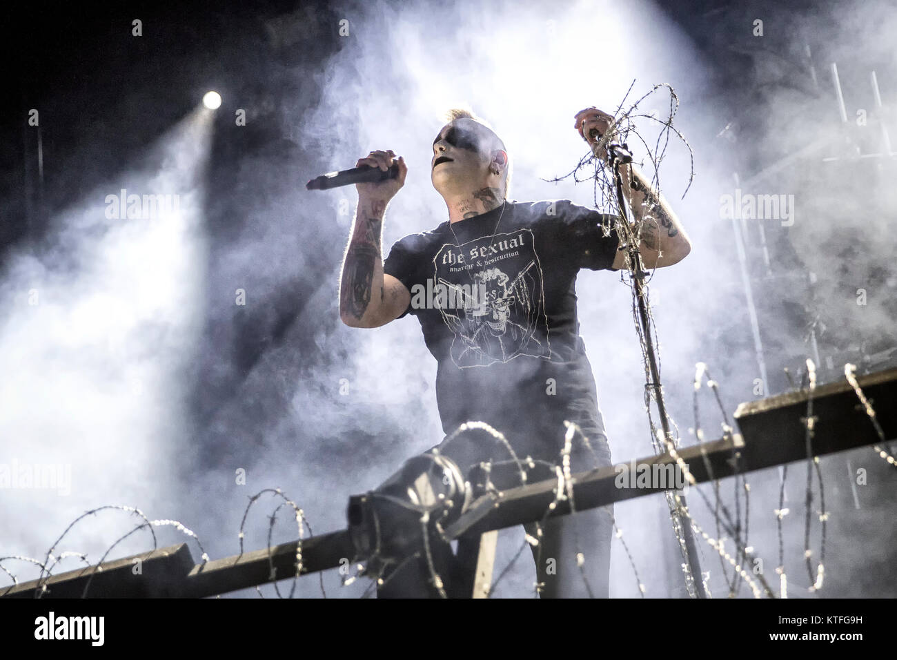 Die norwegische Black-Metal-Band Mayhem führt ein Live Konzert auf dem Sweden Rock Festival 2016. Hier Sänger Attila Csihar wird gesehen, live auf der Bühne. Schweden, 09.06 2016. Stockfoto