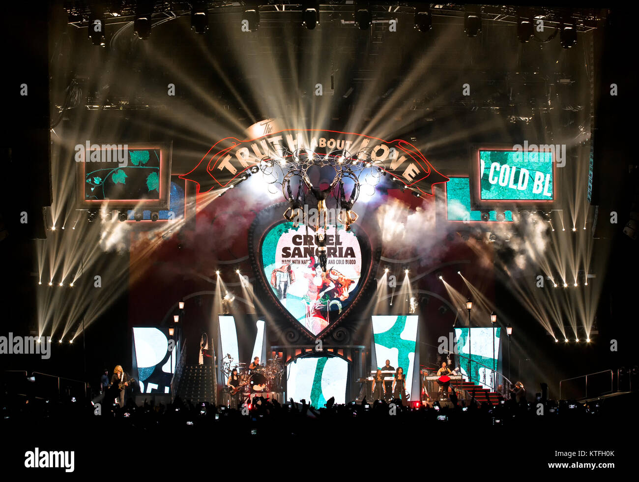 Die amerikanische Sängerin, Songschreiberin und Schauspielerin Rosa führt Live at Telenor Arena in Oslo als Teil der Wahrheit der Liebe Tour in 2013. Norwegen, 25/05 2013. Stockfoto