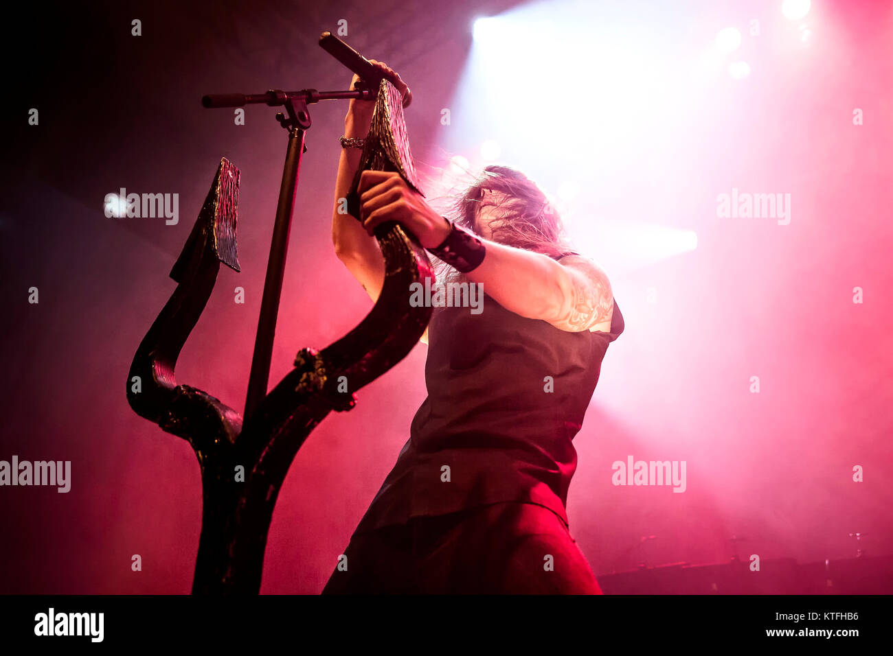 Der norwegischen Black Metal Band Satyricon führt ein Live Konzert am Rockefeller in Oslo. Hier Sänger Satyr gesehen wird live auf der Bühne. Norwegen, 21.03.2014. Stockfoto