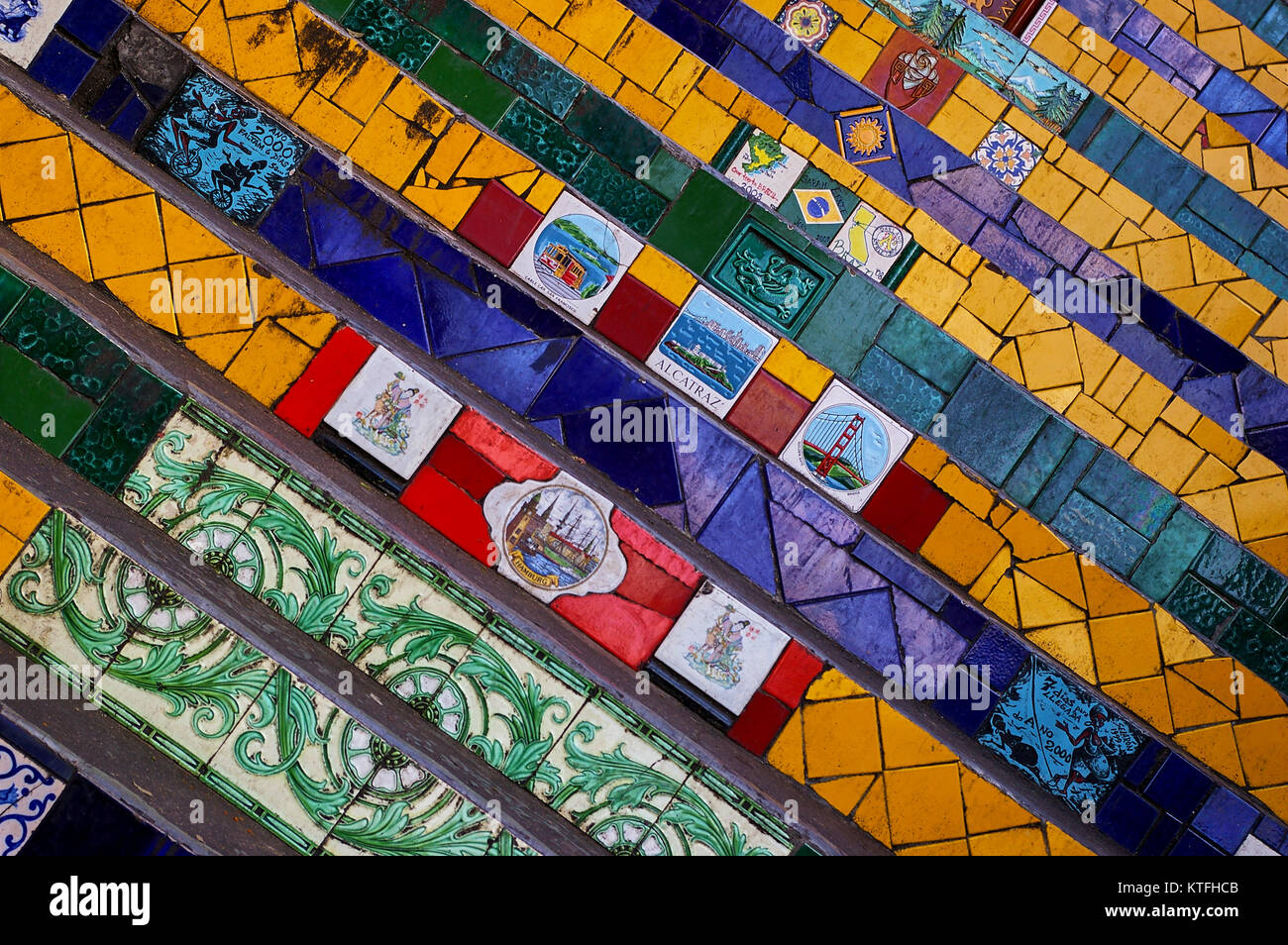 Detail der Welt-berühmten Keramik (escadaria Selarón Selaron Schritte) in Rio de Janeiro, Brasilien. Stockfoto