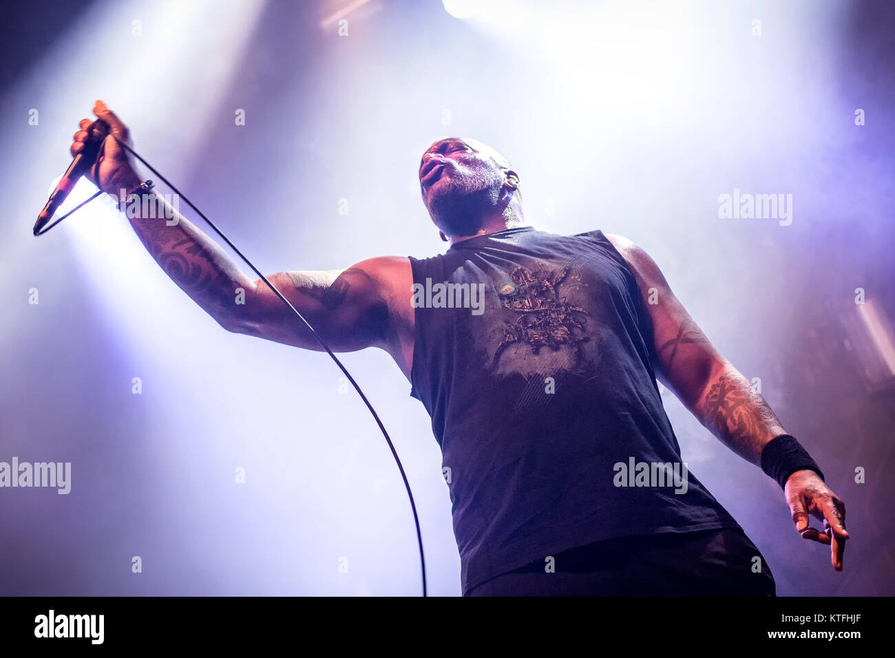 Die Brasilianischen Death und Thrash Metal Band Sepultura führt ein Live Konzert am Rockefeller in Oslo. Hier Sänger Derrick Green gesehen wird live auf der Bühne. Dänemark, 07.02.2017. Stockfoto