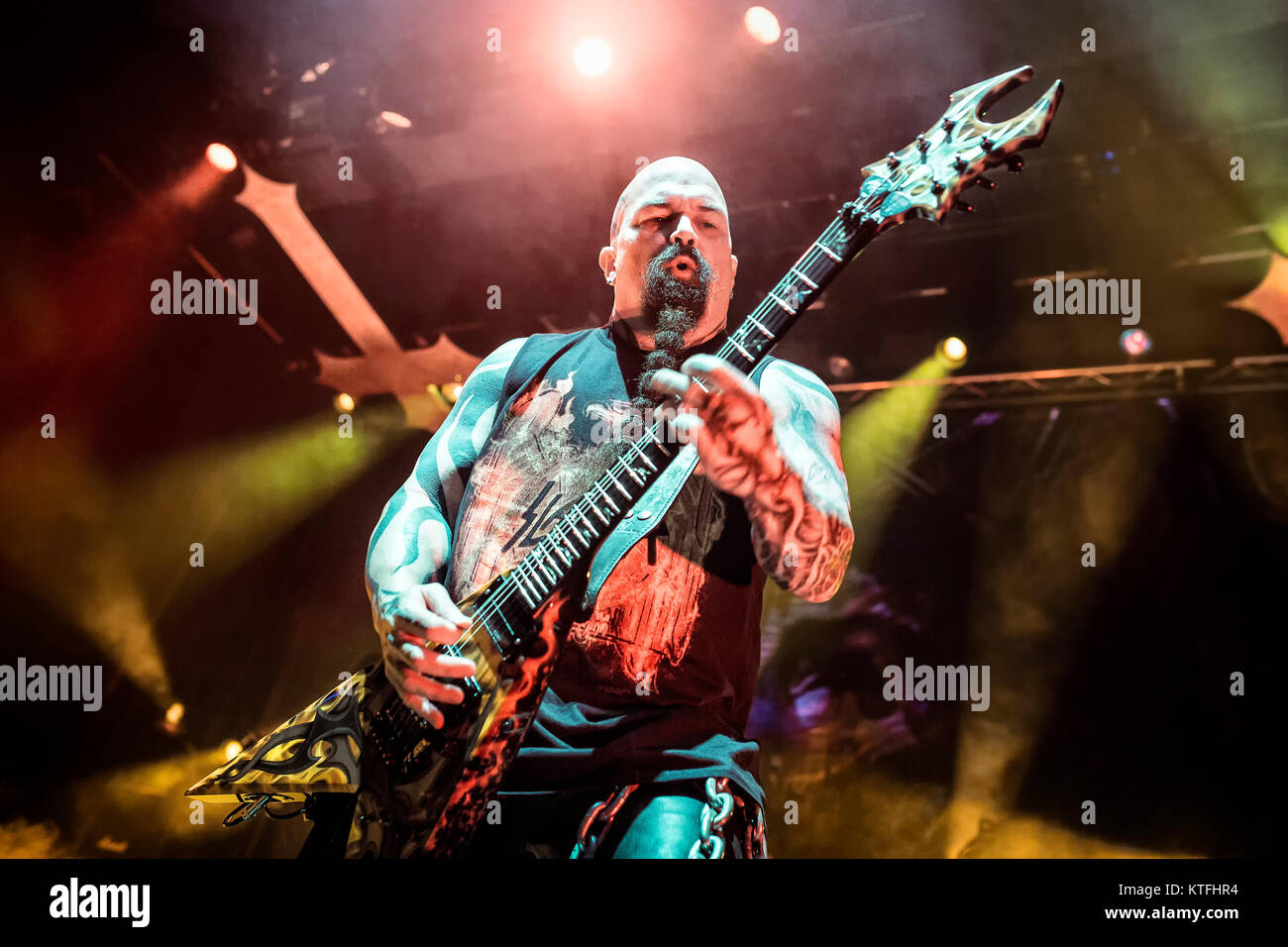 Die amerikanische Thrash Metal Band Slayer führt ein Live Konzert in Sentrum Scene in Oslo. Hier Musiker und Gitarrist Kerry King ist live auf der Bühne gesehen. Norwegen, 04/12 2015. Stockfoto