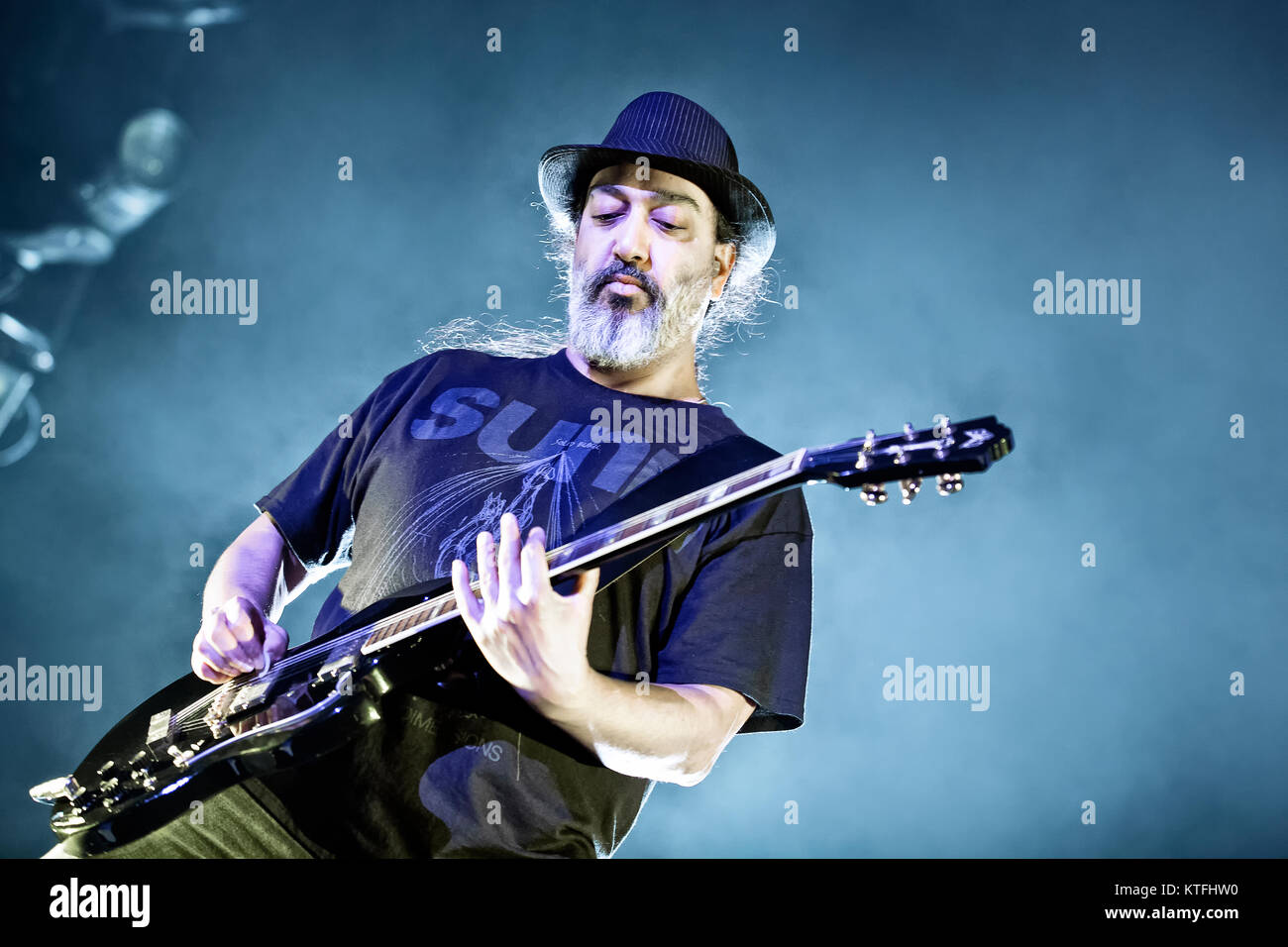 Soundgarden, die amerikanische Rock und grunge Band, führt ein Live Konzert im Spektrum in Oslo. Hier Musiker Kim Thayil in Gitarre ist live auf der Bühne gesehen. Norwegen, 07/09 2013. Stockfoto