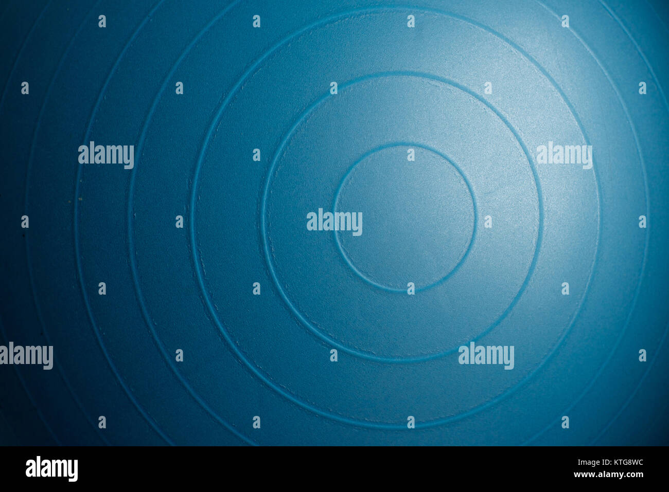 Detail eines blauen übung Kugel - Ringe und Muster Stockfoto