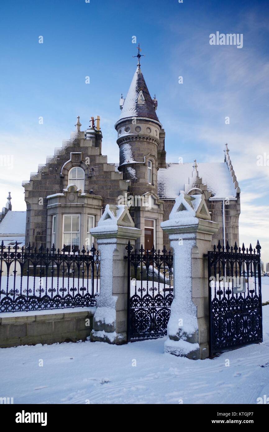 Trinity Cemetery nach Schnee fallen, Errol Street, Aberdeen, Nordostschottland, Dezember 2017. Stockfoto