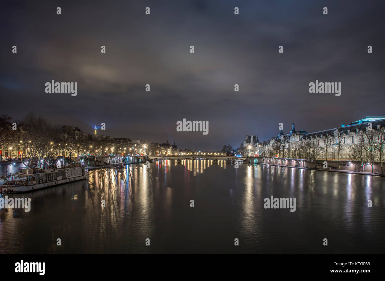 Paris Fluss Reflexionen, Höhe, Panoramaaussicht Stockfoto