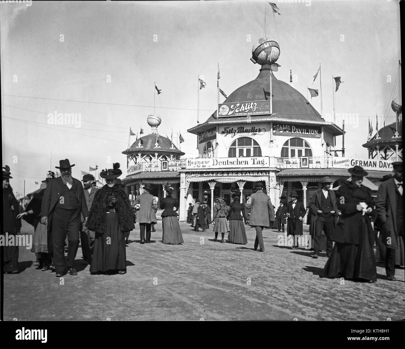 Schlitz Bier Pavillon auf der Transport und International Exposition. Diese weltweit Messe war in Omaha, Nebraska vom 1. Juni bis zum 1. November 1898 statt. Bild vom Original kamera Nitrat negativ. Stockfoto