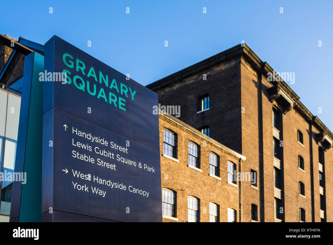Die Stadterneuerung von Industriebrachen in King's Cross, Stadtteil Camden, London, England, Großbritannien Stockfoto Die Stadterneuerung von Industriebrachen in King's Cross, Stadtteil Camden, London, England, Großbritannien Stockfoto