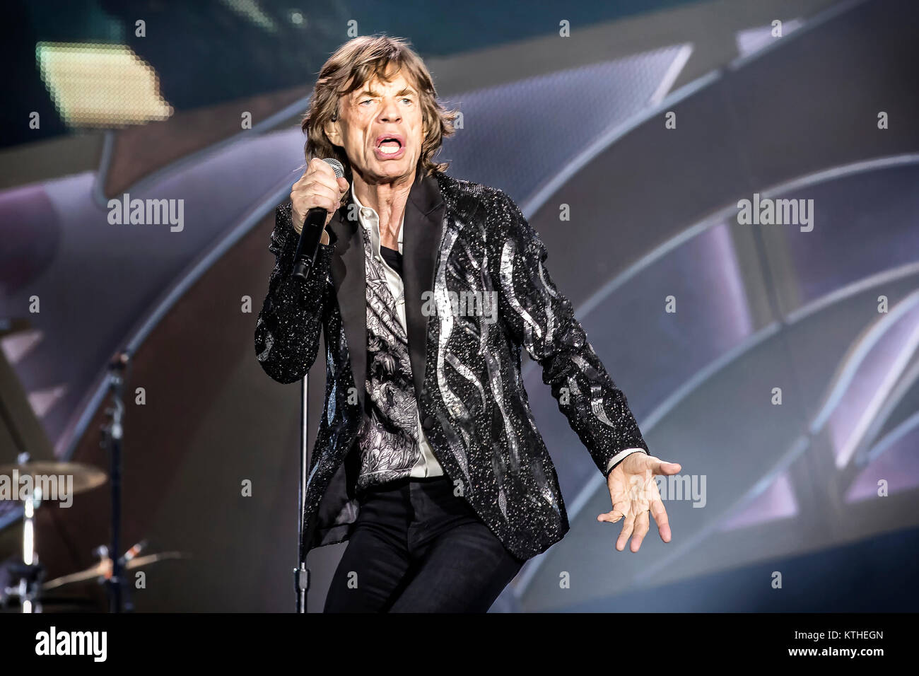 Die Rolling Stones, Die legendäre englische Band, führt ein Live Konzert in der Telenor Arena in Oslo. Hier Sänger und Songwriter Mick Jagger ist live auf der Bühne gesehen. Norwegen, 26.05.2014. Stockfoto