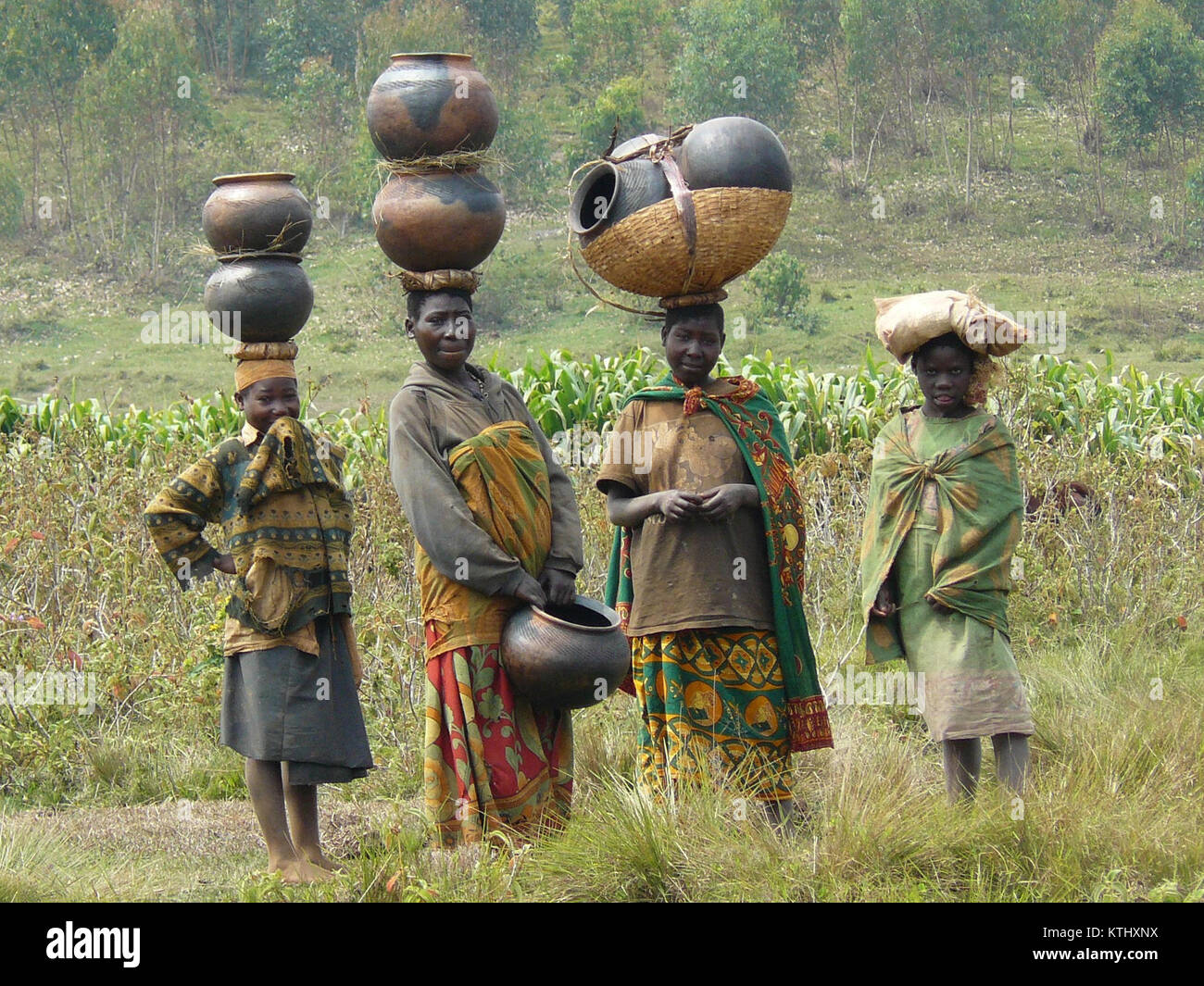 Batwa Frauen in Burundi 7/8 Stockfoto