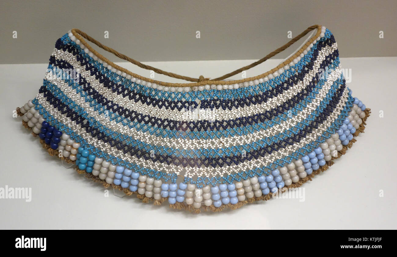 Ein Foto, das im Königlichen Museum für Zentralafrika in Belgien aufgenommen wurde und eine Ausstellung im Museum zeigt, die sich mit afrikanischem Erbe, Kulturen und Geschichte befasst, mit besonderem Schwerpunkt auf Südafrika. Stockfoto