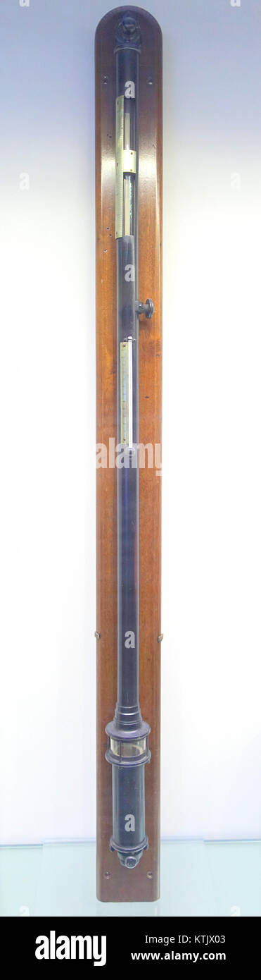Das Baro Thermometer, ca. 1890, ausgestellt im Museum of Science and Industry in Chicago, ist ein frühes wissenschaftliches Instrument zur Messung von atmosphärischem Druck und Temperatur. Stockfoto