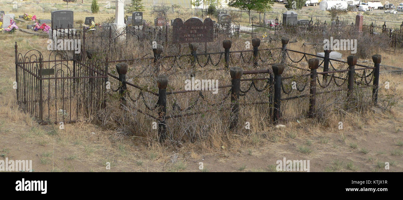 Der Austin NV Cemetery ist eine historische Stätte in Nevada. Es ist bekannt für seine Begräbnismarker, einschließlich des IOOF Burchfield Markers, der als Zeugnis für die frühen Siedler der Region und ihre kulturellen Traditionen dient. Stockfoto