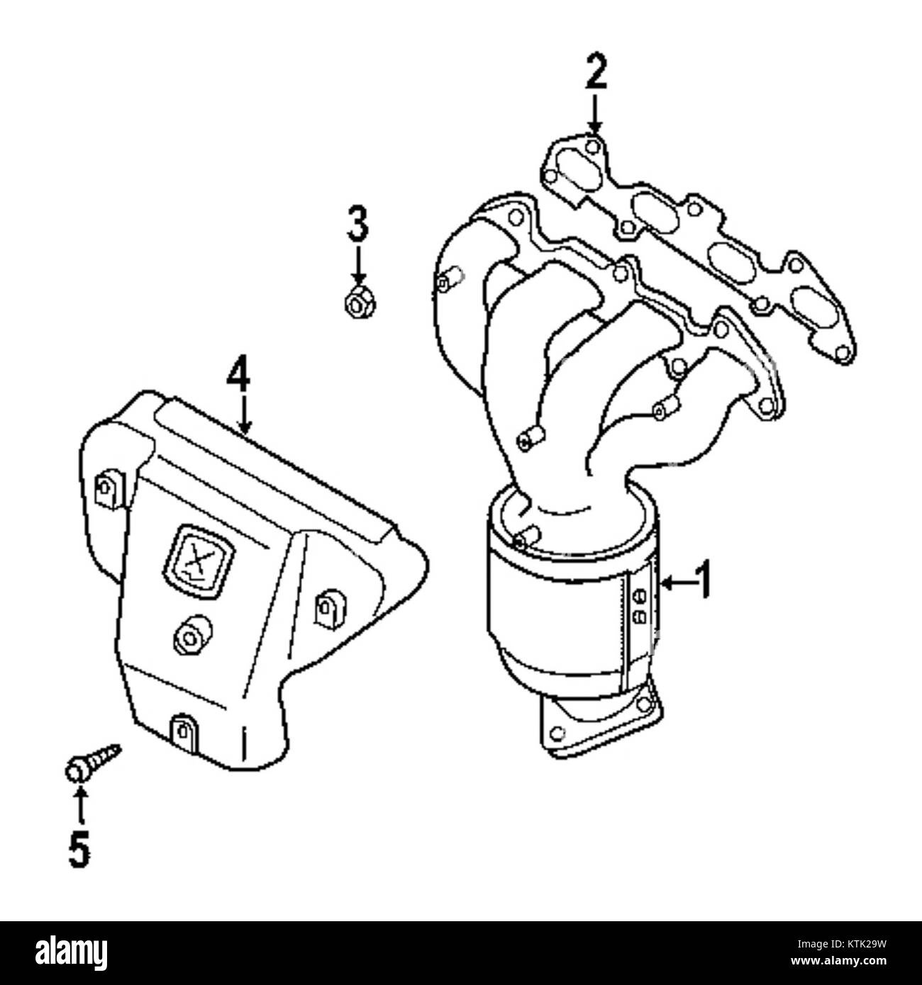 Ein Auspuffkrümmer ist ein wichtiger Bestandteil des Motorsystems eines Fahrzeugs, der die Abgase aus mehreren Zylindern sammelt und in das Auspuffrohr leitet. Sie ist für die Effizienz des Motors und die Emissionsminderung von entscheidender Bedeutung. Stockfoto