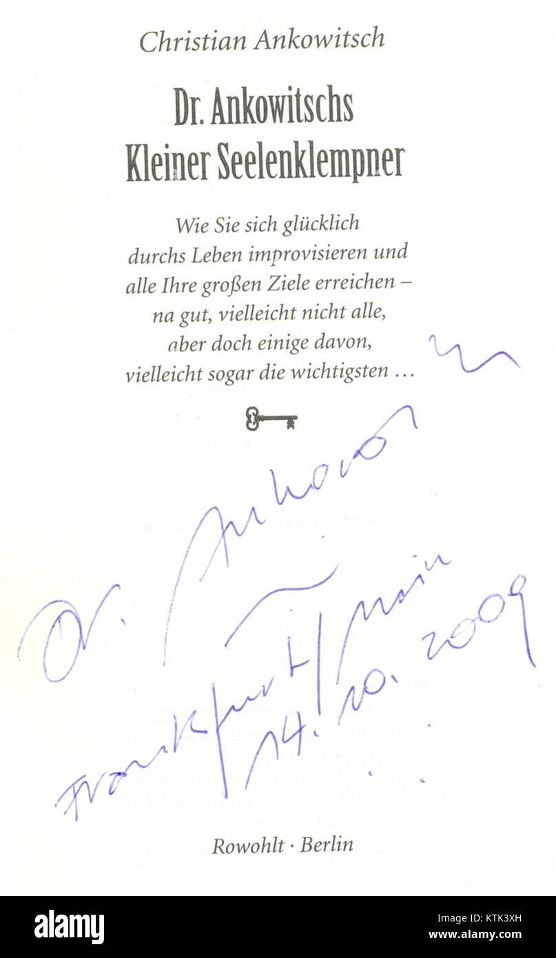 Christian Ankowitz ist ein zeitgenössischer Künstler, der für seinen vielfältigen Stil bekannt ist, der traditionelle und moderne Kunsttechniken verbindet. Seine Arbeiten beschäftigen sich mit Themen der Identität und des Ausdrucks, wobei er oft abstrakte Elemente einbezieht. Stockfoto