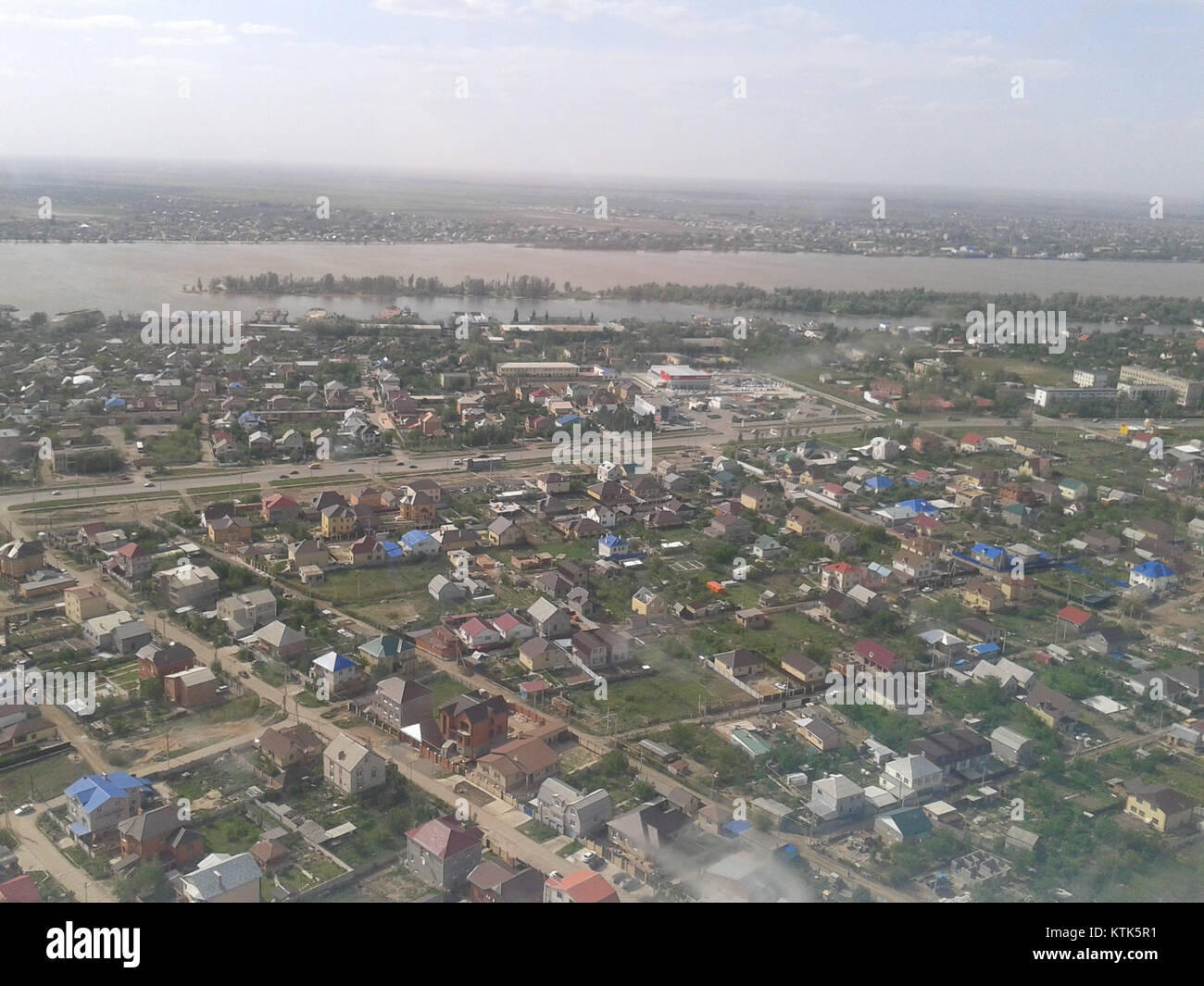 Astrachan, eine Stadt in Russland, veranstaltete 2015 Veranstaltungen, die ihre kulturelle Bedeutung und ihren historischen Hintergrund unterstrichen. Die Stadt ist bekannt für ihre Rolle in der Regionalpolitik, dem Handel und dem kulturellen Erbe in Südrussland. Stockfoto