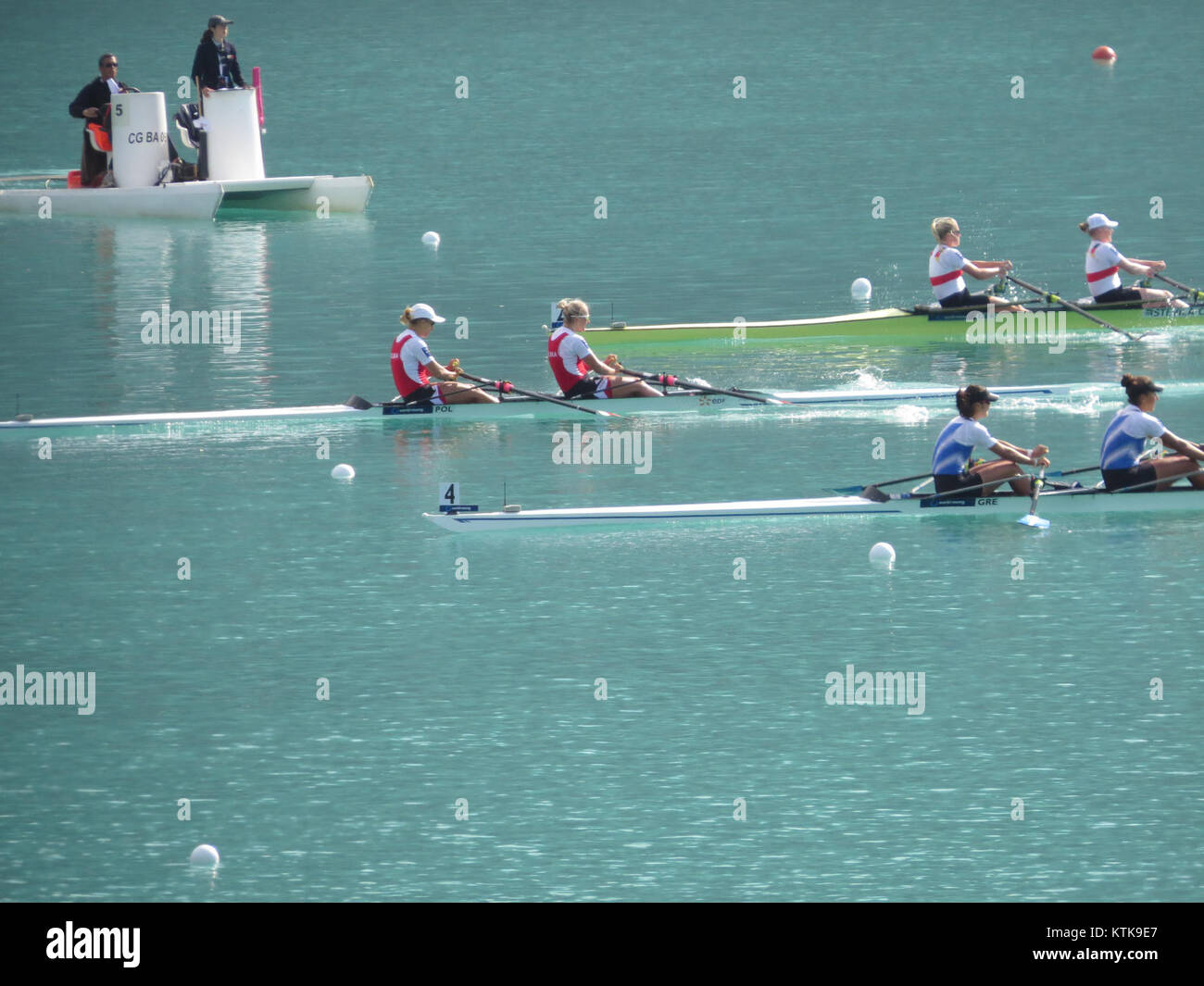 Die Aviron-Weltmeisterschaft 2015 war ein bedeutender Ruderwettbewerb, der 2015 ausgetragen wurde und bei dem die besten Athleten aus der ganzen Welt im Rudersport vertreten waren. Dieses Ereignis war entscheidend für die Ermittlung der weltweit besten Ruderer in verschiedenen Disziplinen. Stockfoto