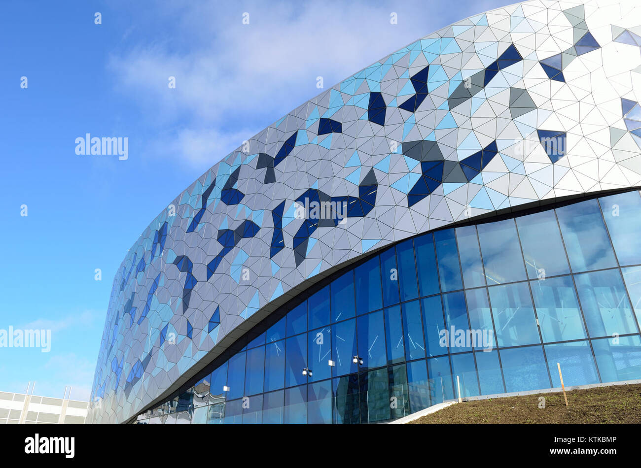 Foto des Bergeron Centre for Engineering Excellence an der York University, Toronto, Kanada, entworfen von ZAS Architects, mit innovativer Architektur und Lernräumen. Stockfoto