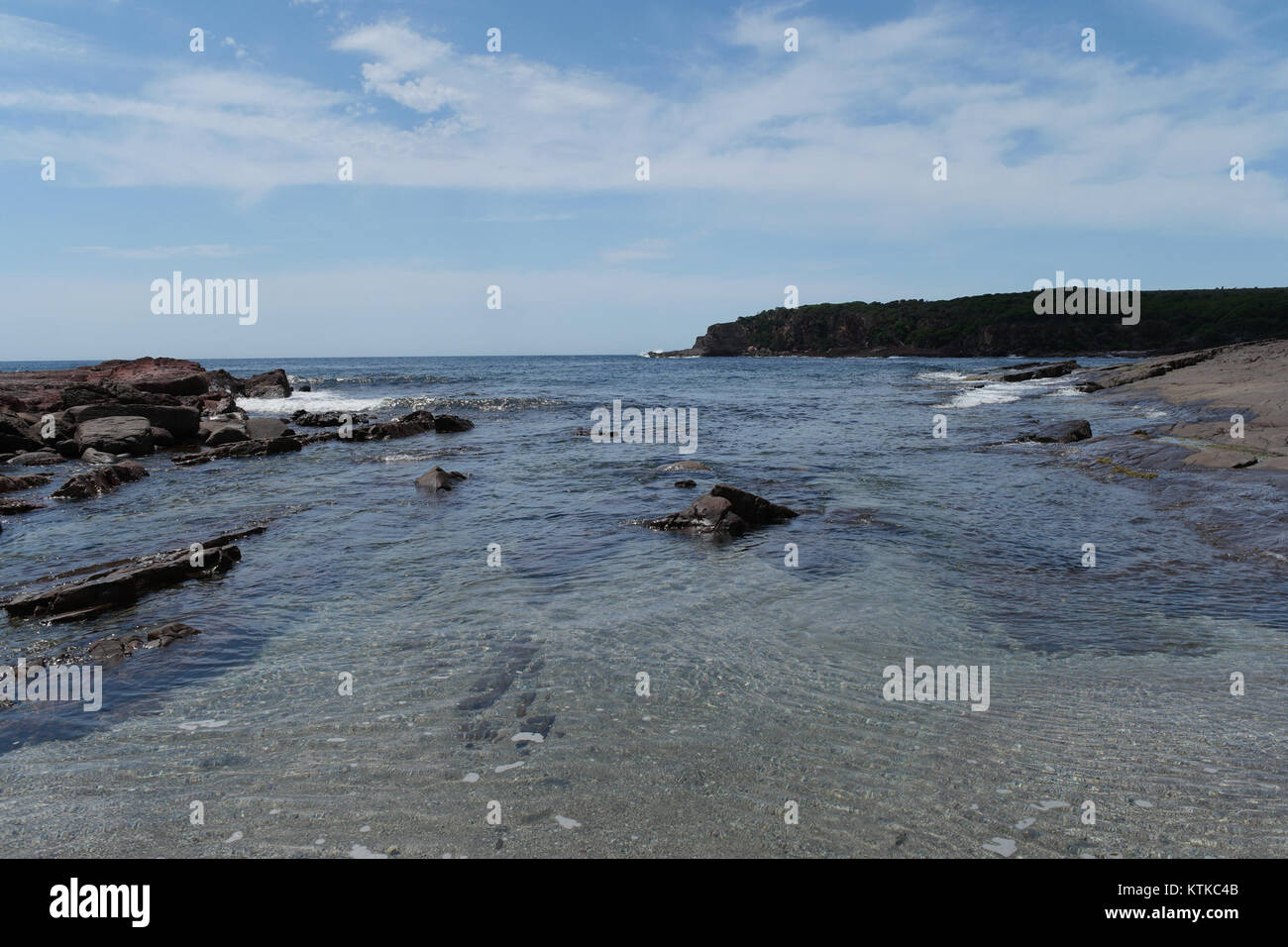 Der Ben Boyd National Park in New South Wales ist bekannt für seine atemberaubende Aussicht auf die Küste und die natürliche Schönheit, die Wander- und Wildtierbeobachtungsmöglichkeiten bietet. Stockfoto