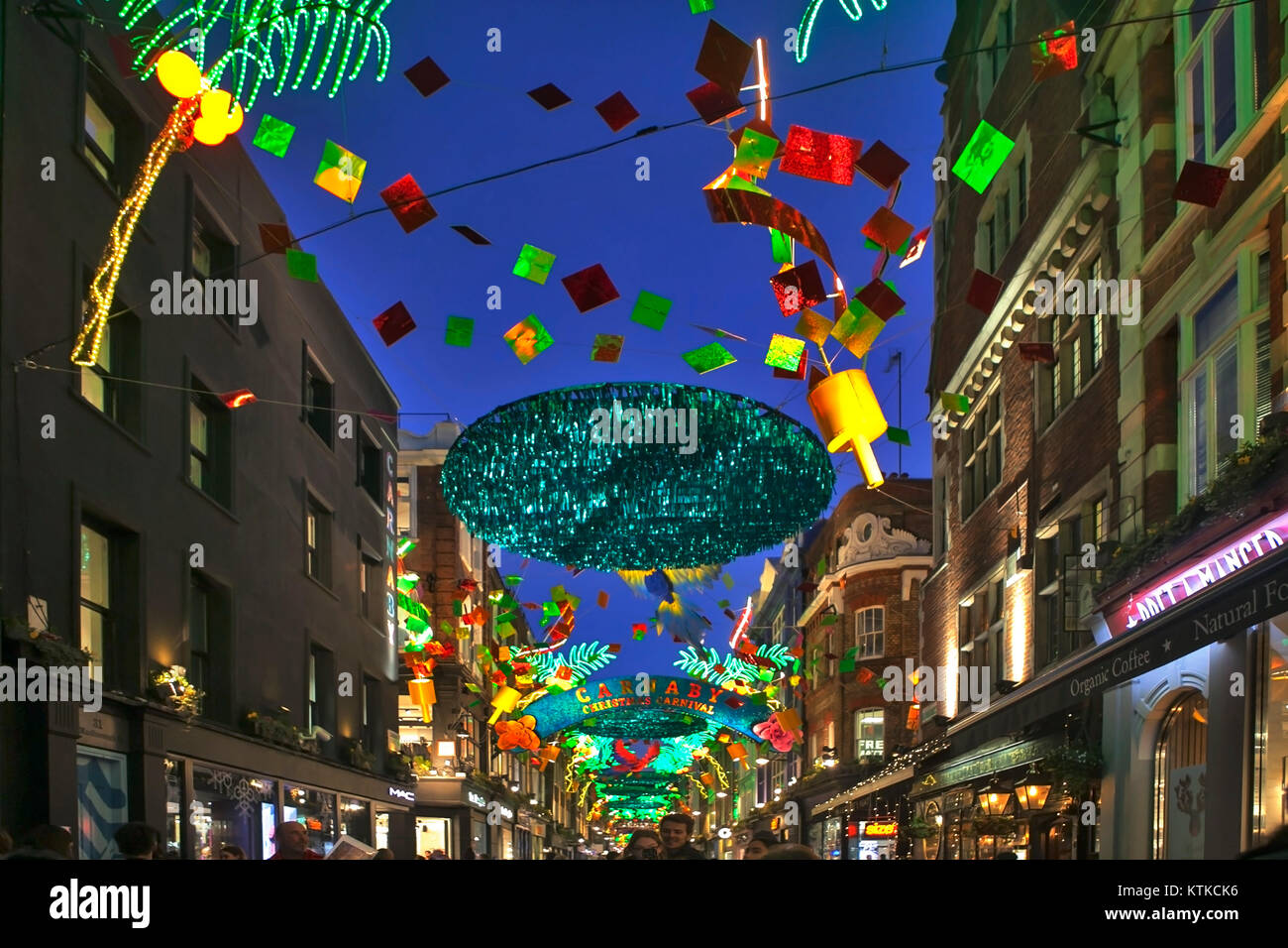 Ungewohnliche Weihnachtsbeleuchtung Stockfotos Und Bilder Kaufen Alamy