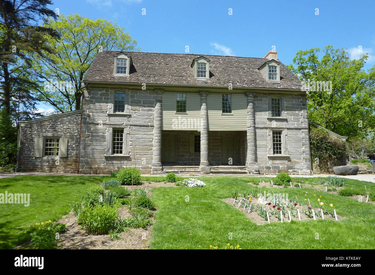Bartram's Garden House in Philadelphia ist ein historischer Garten und Wohnhaus, der im 18. Jahrhundert von John Bartram gegründet wurde. Es dient als botanischer Garten und Kulturstätte und bewahrt die frühe amerikanische Gartenbaugeschichte. Stockfoto