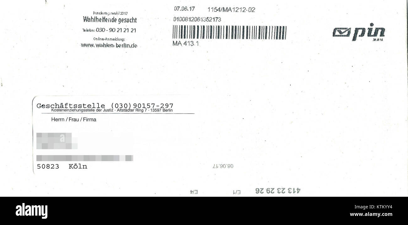 Dieser Titel bezieht sich auf einen innerdeutschen Briefumschlag aus dem Jahr 2017, der wahrscheinlich für den innerdeutschen Briefverkehr zwischen Ost- und Westdeutschland während der Wiedervereinigung verwendet wurde. Stockfoto