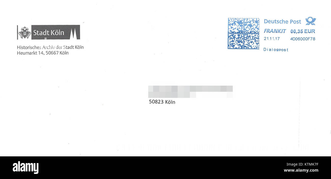 Ein Briefumschlag der Deutschen Post 2017 mit Frankit, entworfen für die Dialogpost, eine deutsche Post für Direktwerbung. Stockfoto