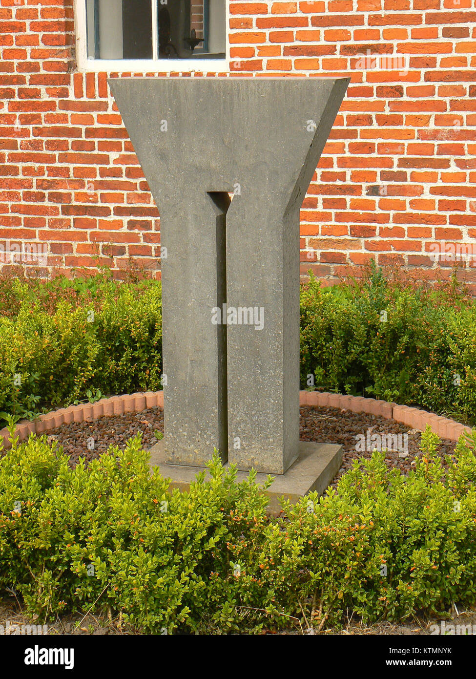 Ein jüdisches Denkmal in Molendijk in Bad Nieuweschans, das an die historische Verbindung der Gegend zur jüdischen Geschichte erinnert. Stockfoto