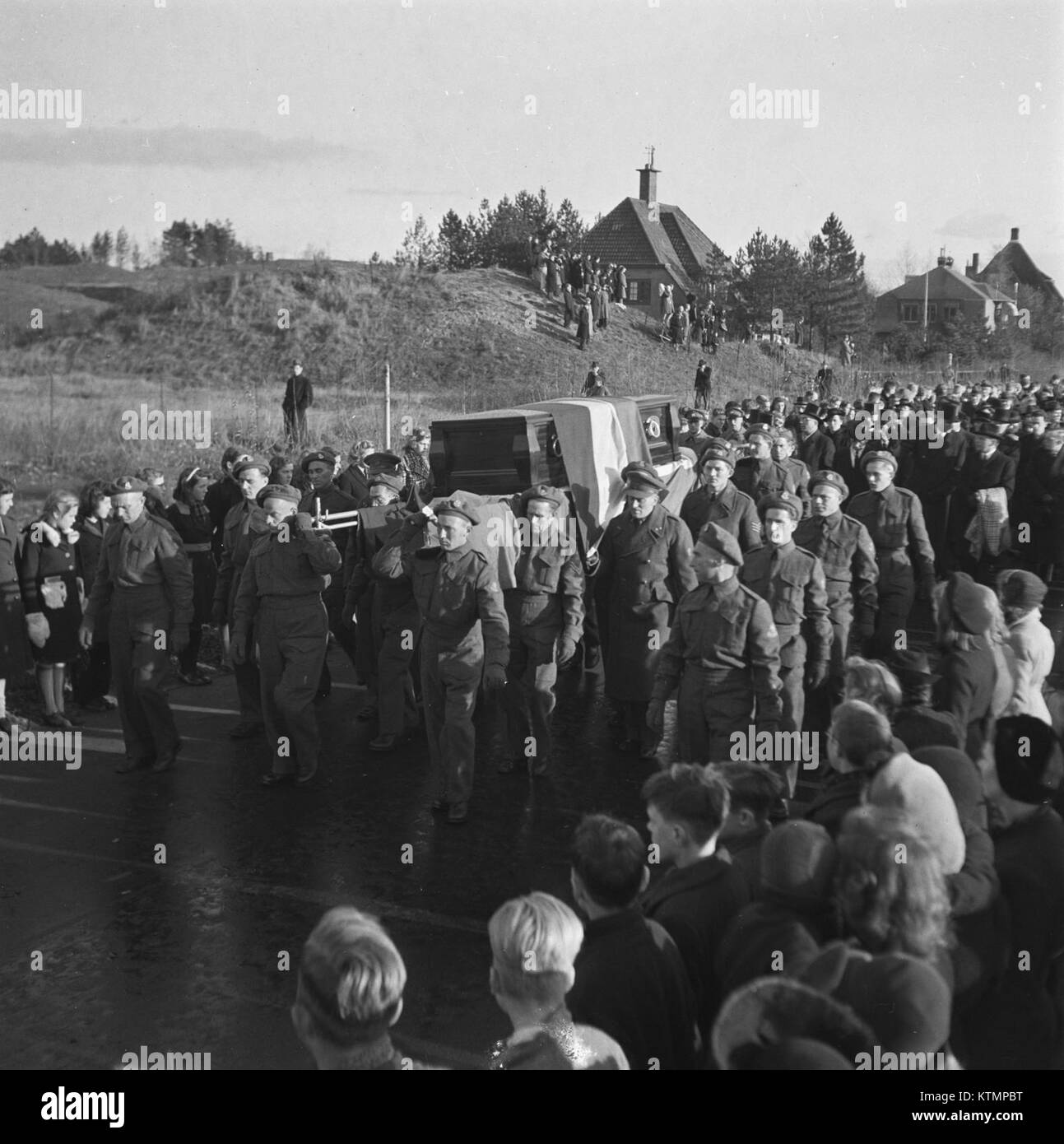 Illegale Begrafenis strijders in Overveen, Bestanddeelnr 901 1492 Stockfoto