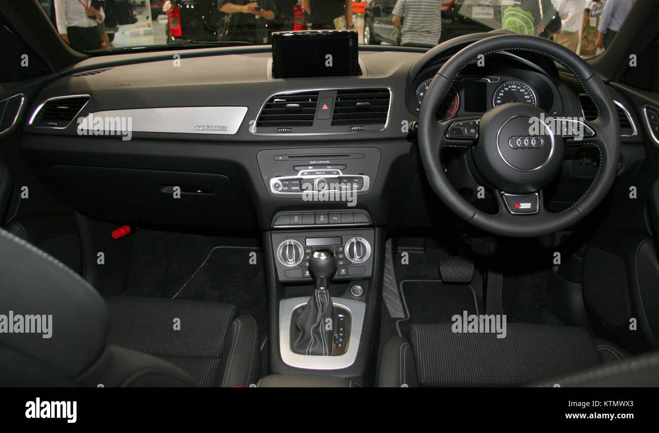 Audi Q3 S Line Interieur Stockfoto Bild 170104427 Alamy