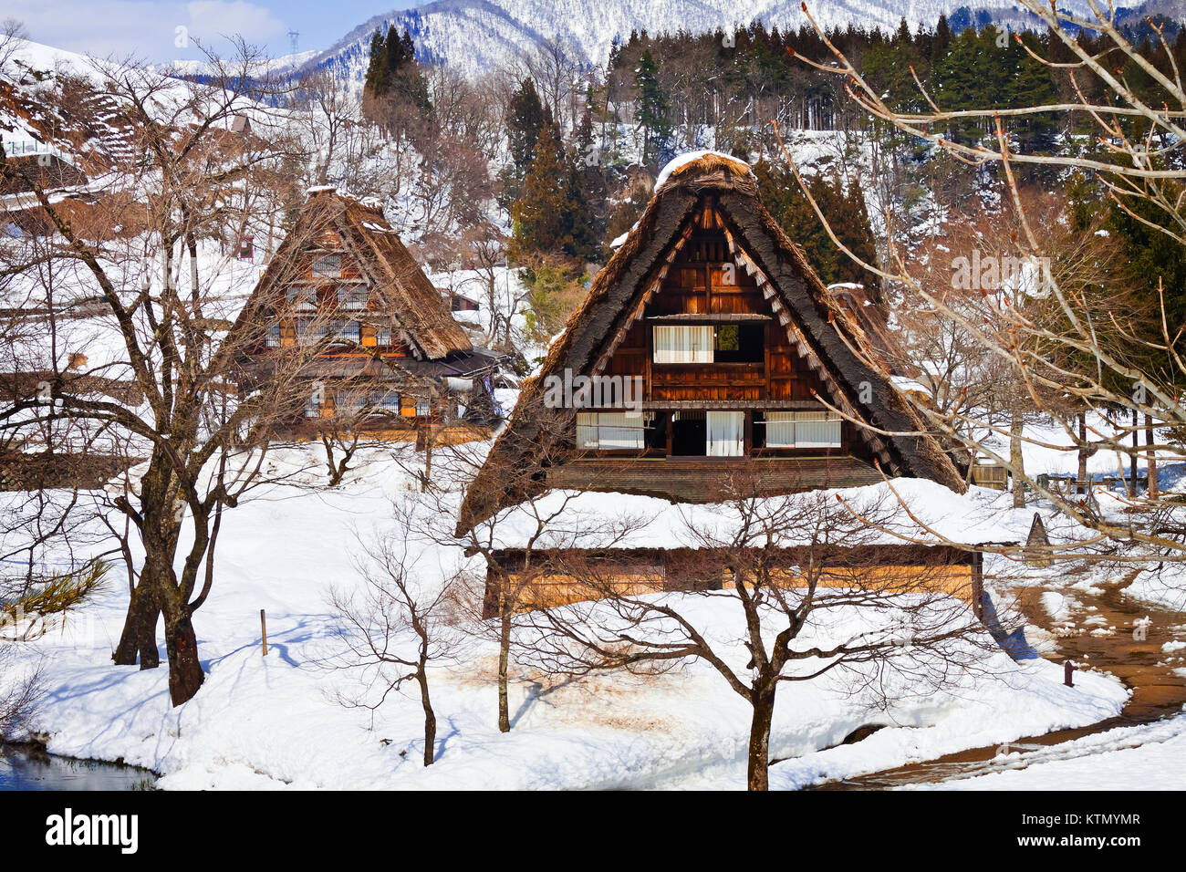 Gassho - Gassho-zukuri Ferienhaus am Ogimachi Dorf in Shirakawago, von der UNESCO zum Weltkulturerbe Stockfoto