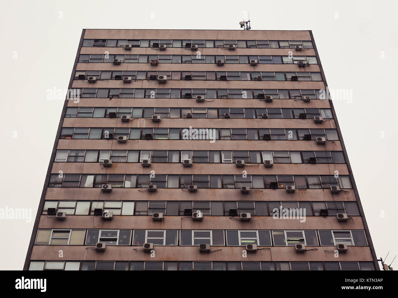 Abstrakte Komposition eines alten Gebäudes, Fassade details. Stockfoto