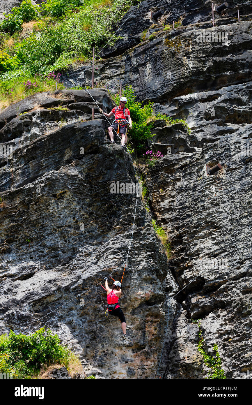 Via Ferrata Shepherd's Bluff, Nationalpark Böhmische Schweiz, Decin Stadt, Elba Fluss, Tschechische Republik, Europa Stockfoto