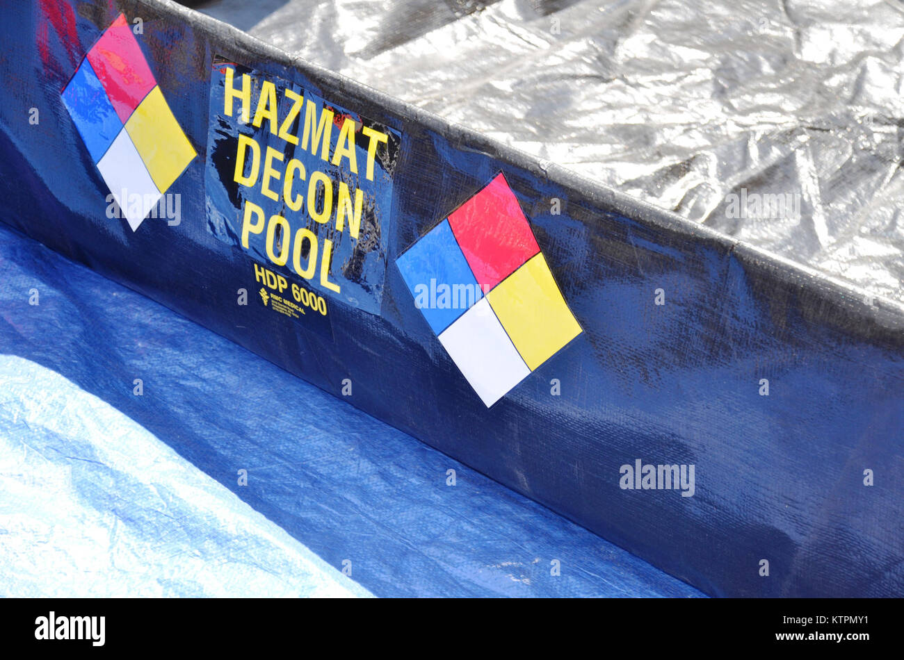 CAMP SMITH TRAINING WEBSITE, Cortlandt Manor, NEW YORK Fotos von Kapitän Mark Getman, New York Schutz mehr als dreihundert Mitglieder der freiwilligen Zustand Verteidigung von New York, New York Schutz, ihre jährliche einwöchige jährliche Ausbildung bei Camp Smith Training Website am 22. August. Soldaten der 88th Brigade, 15 Dekontamination Firma aus New York City und Long Island sind speziell ausgebildete New York Schutz Mitglieder, die chemischen, biologischen, radiologischen Dekontamination Unterstützung der New Yorker Nationalgarde und, wenn erforderlich. Während dieser Woche der jährlichen t Stockfoto