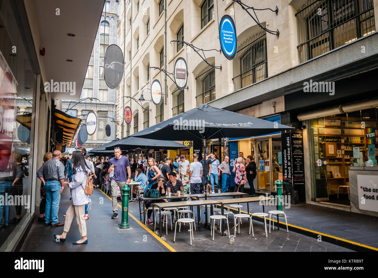 Melbourne Café im Freien Menschen Stockfoto