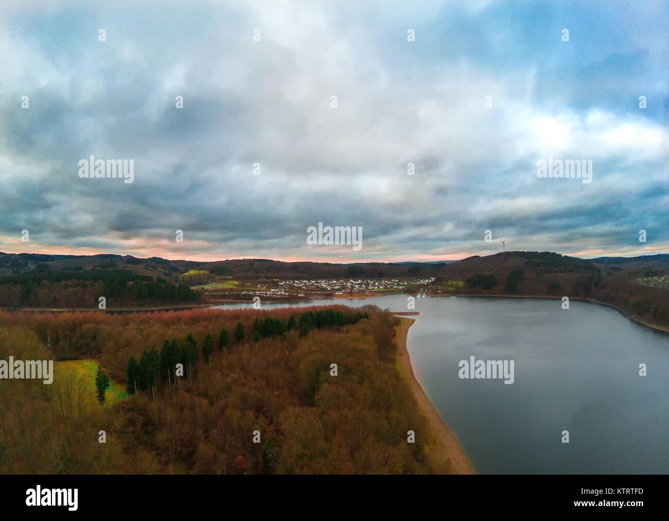 Luftbild der Biggesee in Nrw in Deutschland im Winter Stockfoto