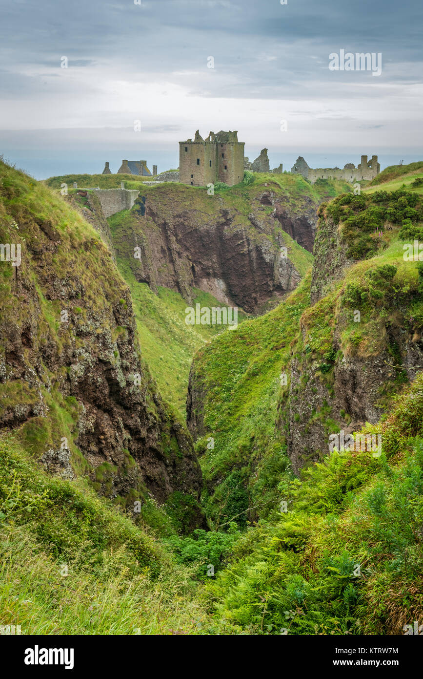 Dunnottar Castle, in der Nähe von Stonehaven, Schottland. Stockfoto
