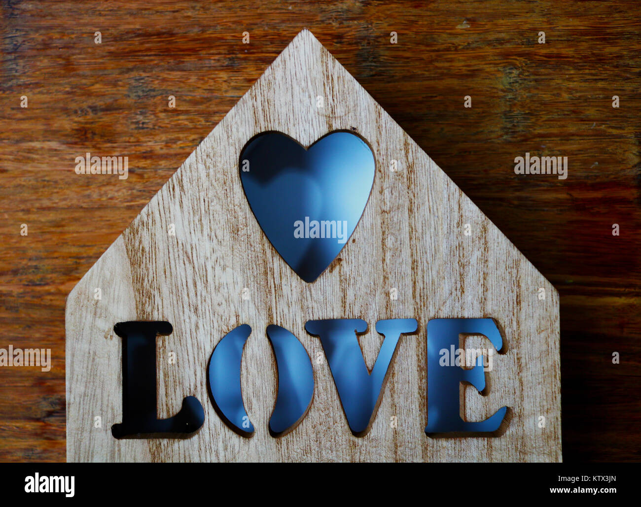 Holz Home Decor - Liebe Stockfoto