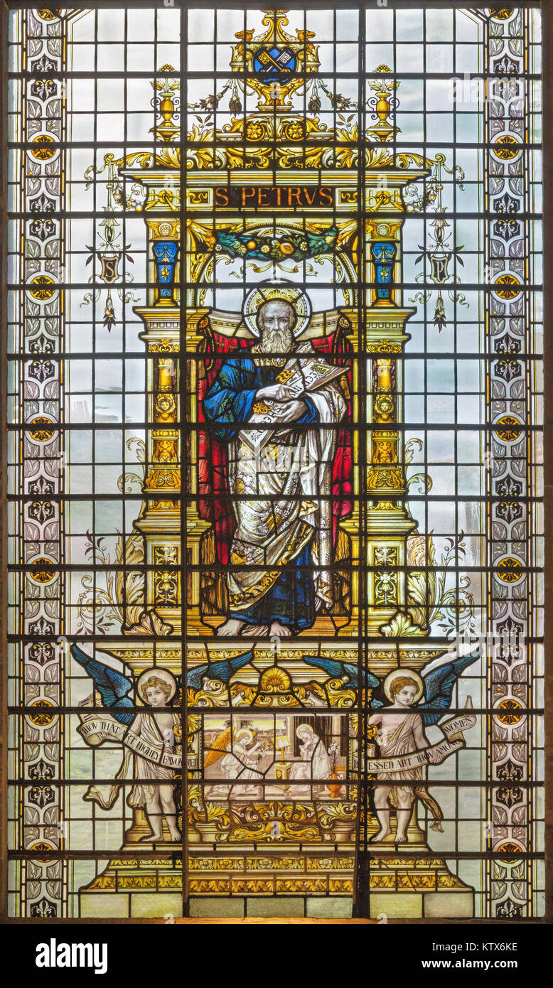 LONDON, Großbritannien - 17 September, 2017: Die St. Peter der Apostel auf der stiained Glas in der Kirche St. Martin, Ludgate. Stockfoto
