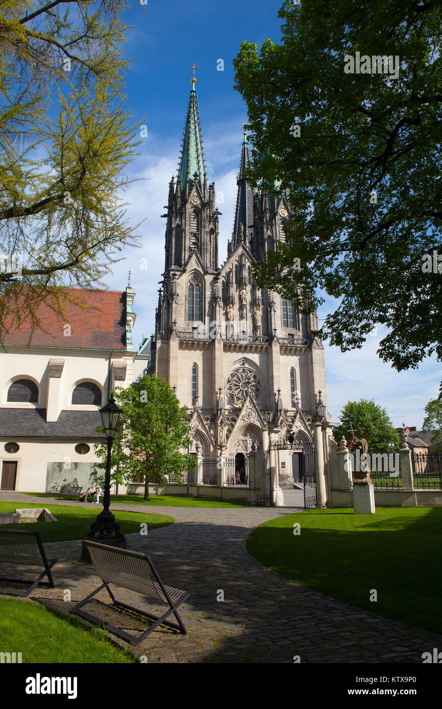 Olomouc, Tschechische Republik - Mai 5,2017: Heiliger Wenzel Kathedrale ist eine gotische Kathedrale am Wenzelsplatz in Olomouc, in der Tschechischen Republik, gegründet Ich Stockfoto