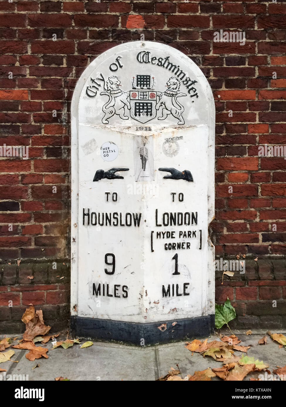 Hounslow London Mile Post Stockfoto