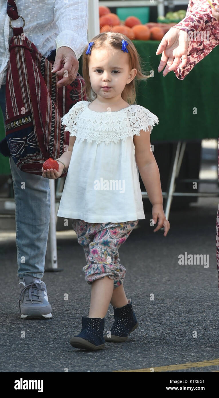 Rachel Bilson nimmt ihre Tochter Briar Rose Christensen, der