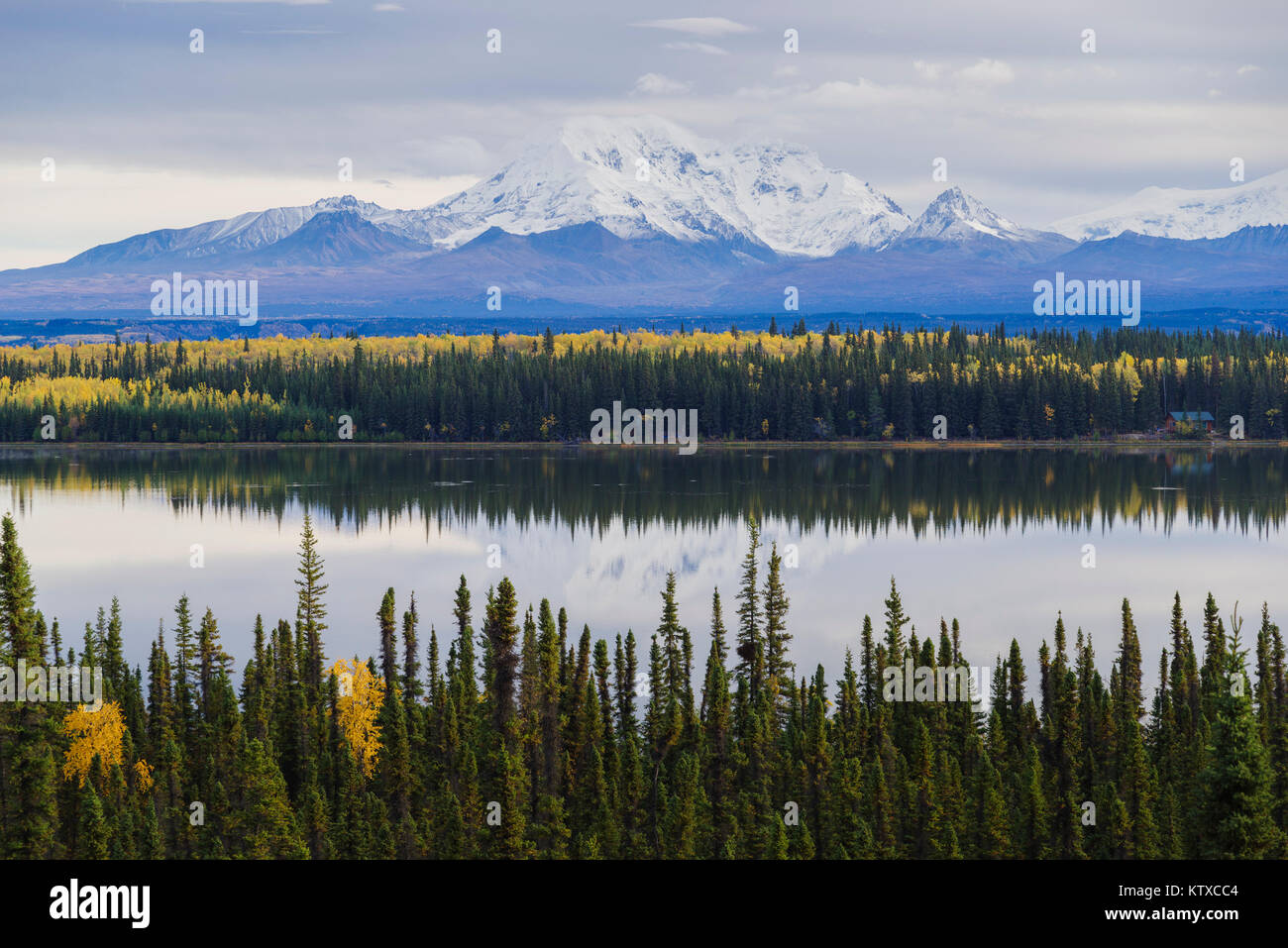 Wrangell-St. Elias National Park Landschaft aus dem Willow Lake, Weltkulturerbe der UNESCO, Alaska, Vereinigte Staaten von Amerika, Nordamerika Stockfoto