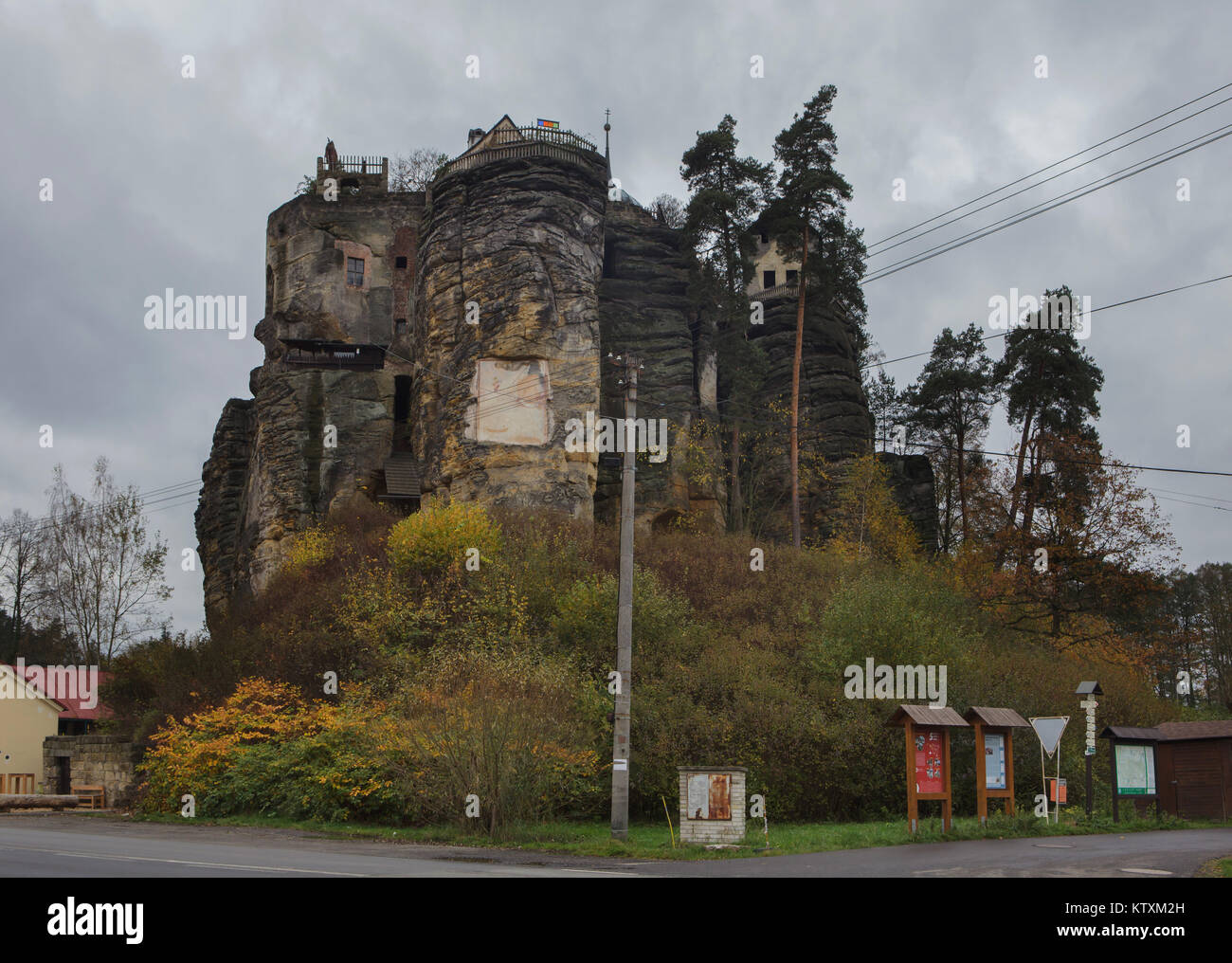 Sloup Castle in der Nähe von Česká Lípa in Nordböhmen, Tschechische Republik. Stockfoto