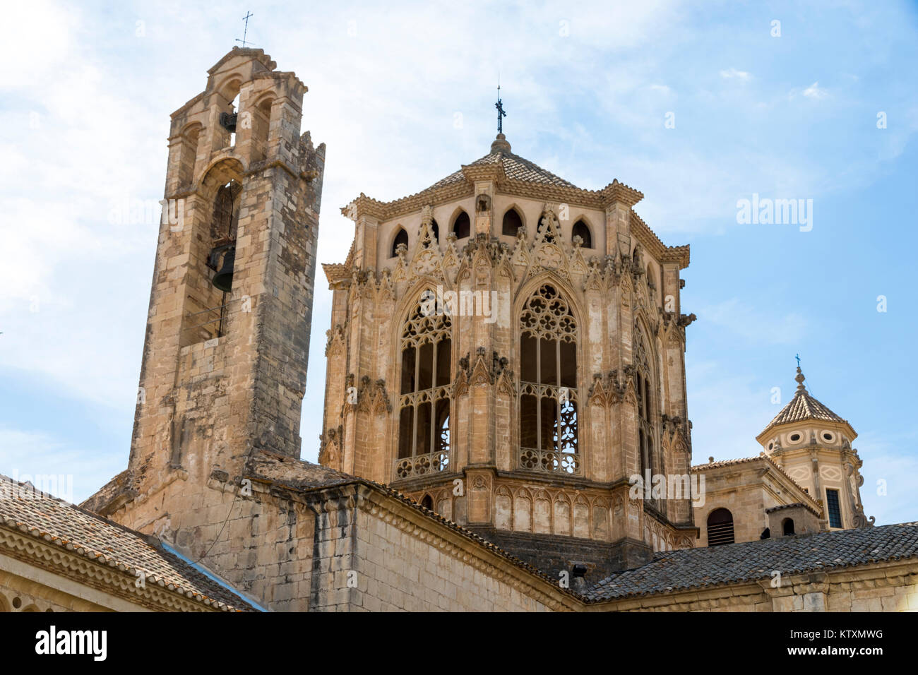 Die Laterne Turm der Königlichen Abtei Santa Maria de Poblet, ein Zisterzienserkloster in Katalonien, Spanien, Pantheon der Könige der Krone von Arago Stockfoto