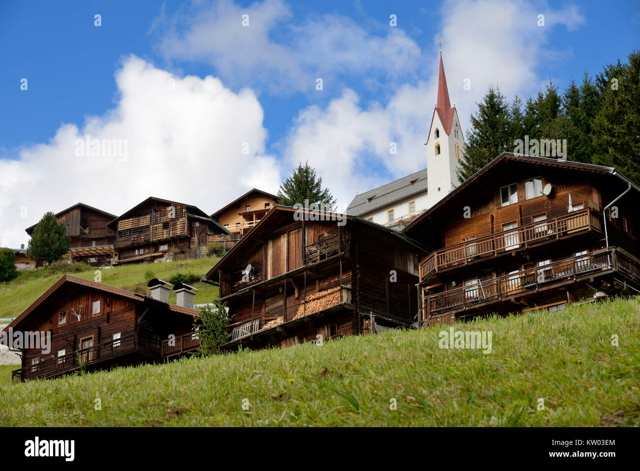 Nationalpark Hohe Tauern Osttirol , Defereggental, die landwirtschaftlichen Betriebe in St. Veit, Bergbauernhöfe in St. Veit. Stockfoto