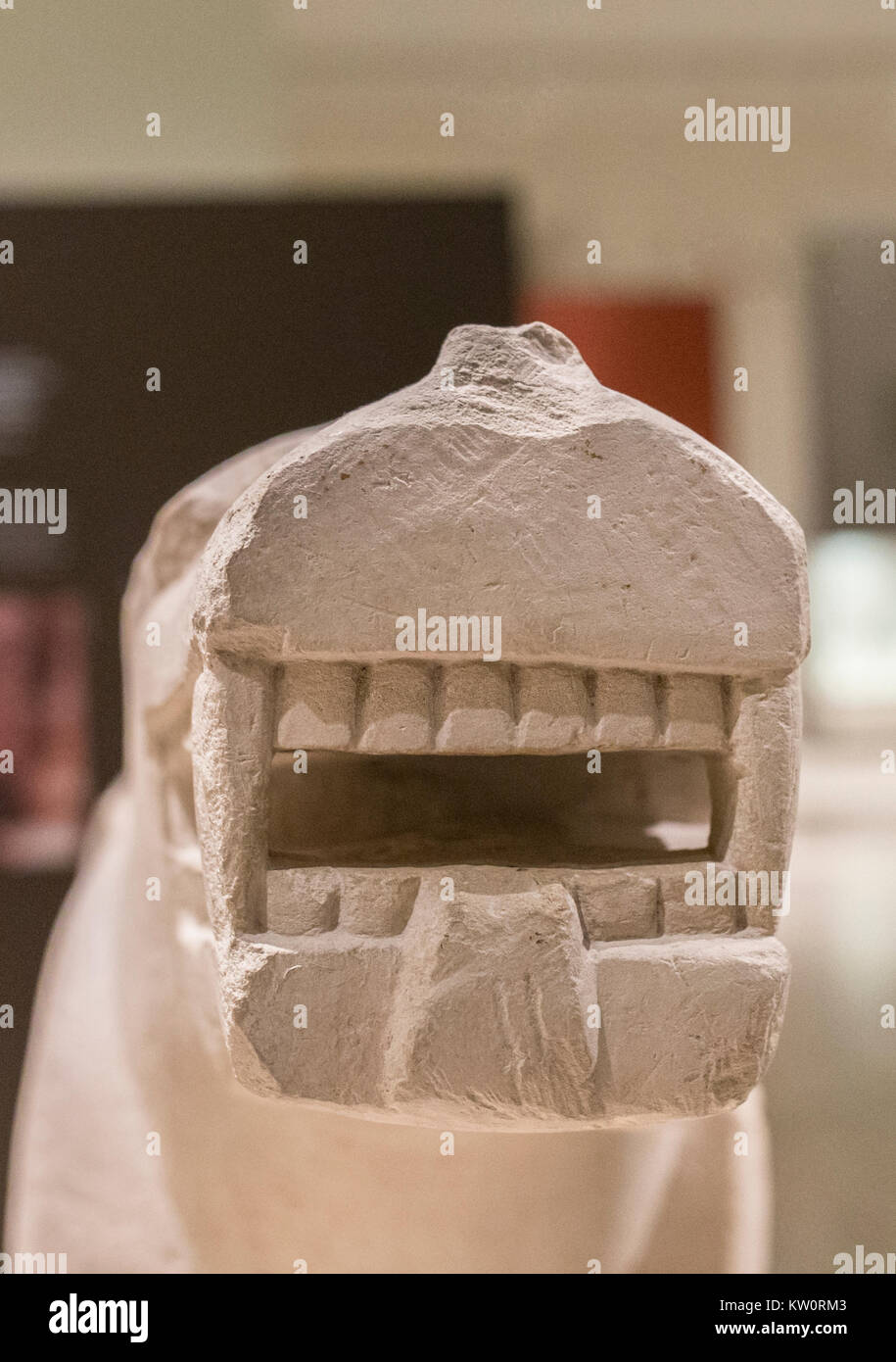 Madrid, Spanien - 10. November 2017: Löwin von Baena, die Iberische Kultur 5. Jahrhundert v. Chr.. Nationales Archäologisches Museum, Madrid Stockfoto