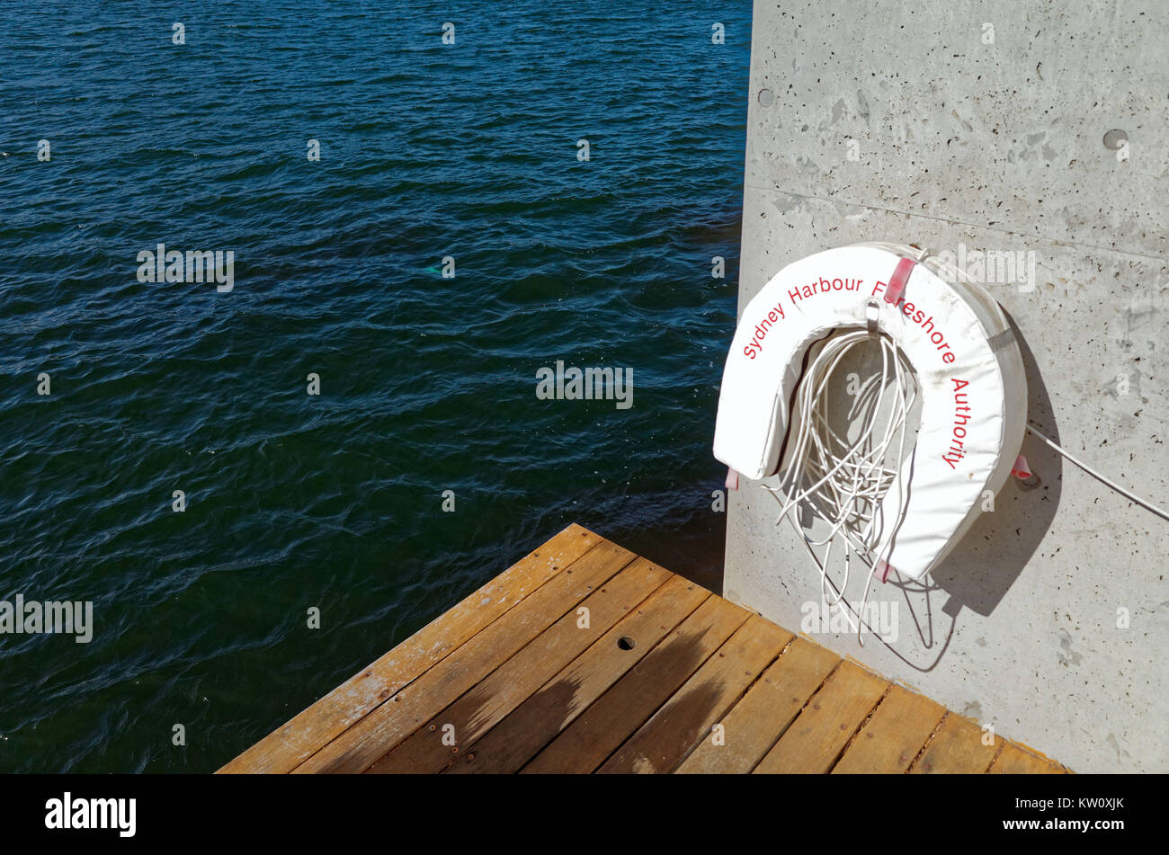 Hufeisen geformte Leben Ring an Mort Bay in Sydney, Australien Stockfoto