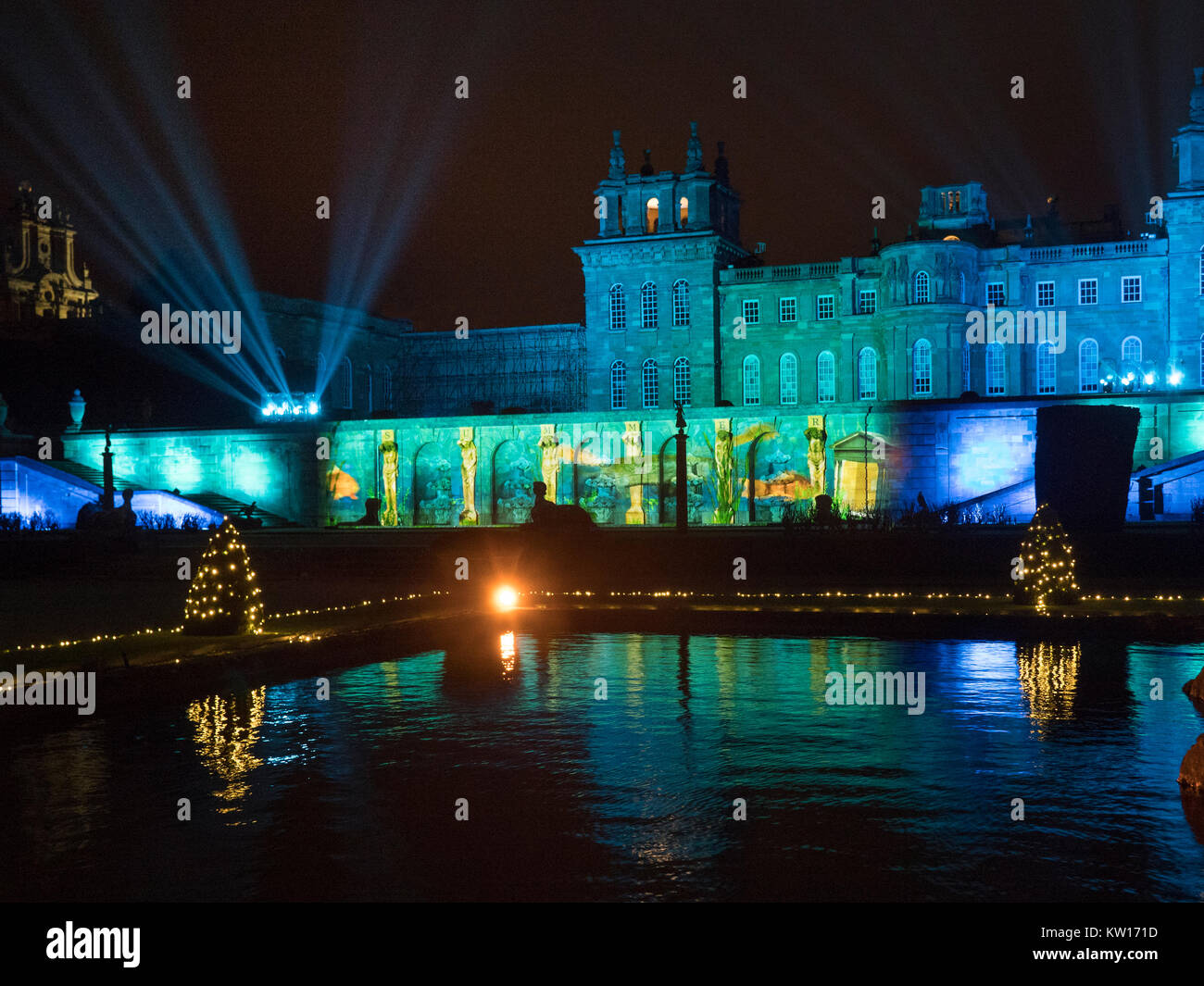 Blenheim Palace Weihnachten Light Trail 2017 Stockfoto